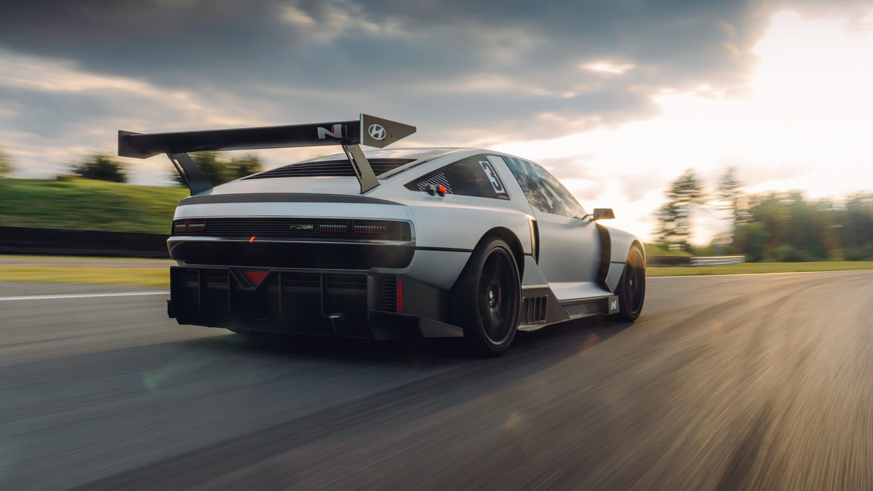 Hyundai N Vision 74 concept review: 670bhp hydrogen hybrid drift car ...